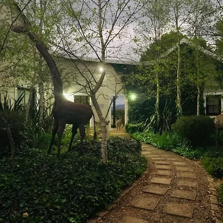 Karmichael Farm Guest House Himeville Exterior photo