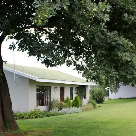 Karmichael Farm Guest House Himeville Room photo