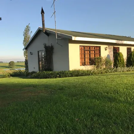 Karmichael Farm Guest House Himeville Exterior photo